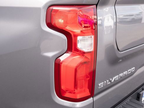 Used 2022 Chevrolet Silverado 1500 LTZ w/ Technology Package image 30