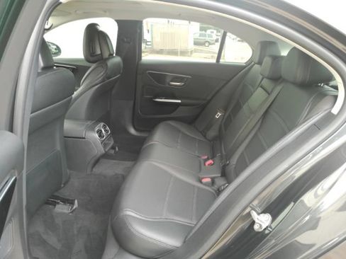 Used 2022 Mercedes-Benz C 300 Sedan image 19