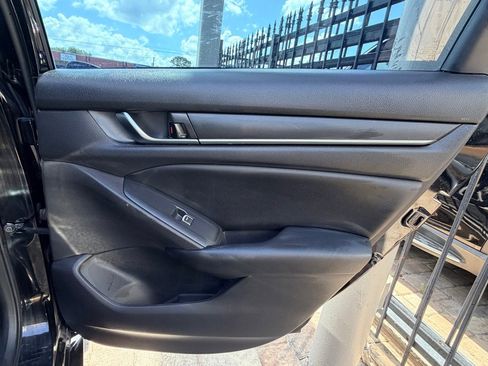 Used 2021 Honda Accord Sport image 31