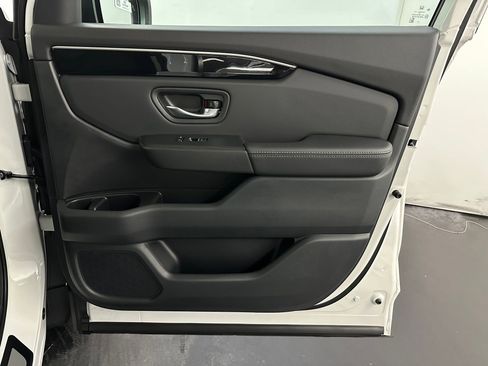 New 2025 Honda Pilot EX-L image 21