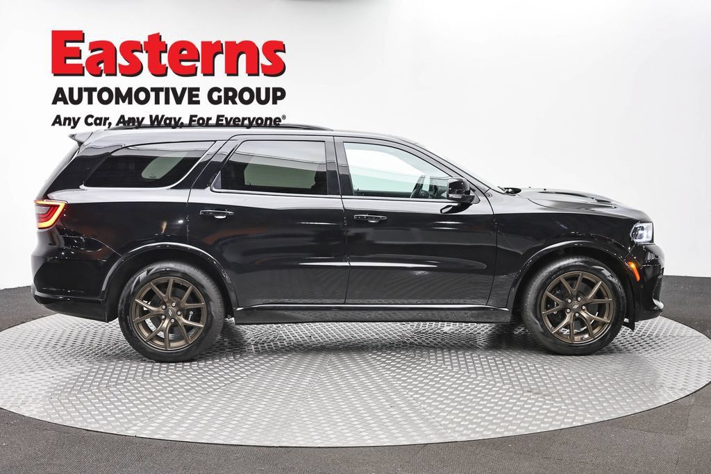 Used 2025 Dodge Durango R/T AWD/4WD image 6