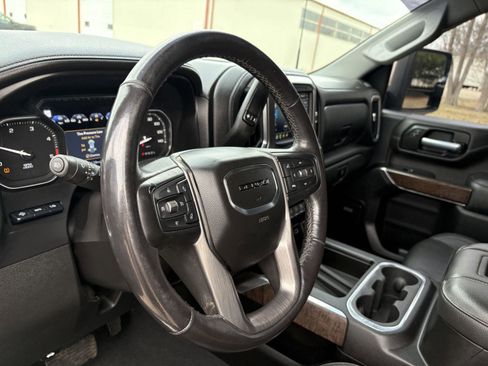 Used 2021 GMC Sierra 3500 Denali w/ Denali Ultimate Package image 8