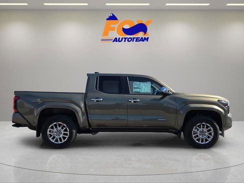 New 2026 Toyota Tacoma Limited AWD/4WD image 5