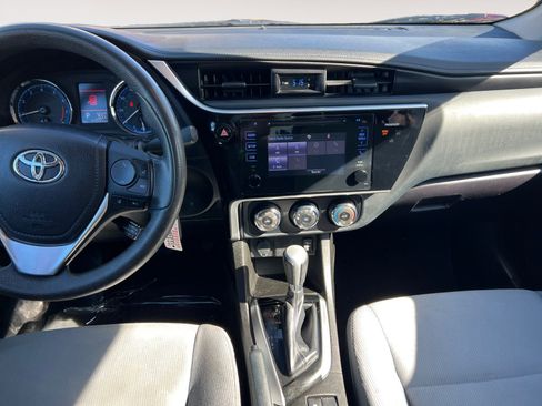 Used 2017 Toyota Corolla L w/ Carpet Mat Package (TMS) image 11