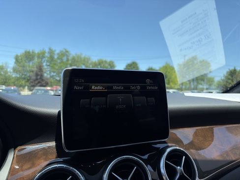 Used 2016 Mercedes-Benz CLA 250 image 33
