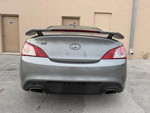 Used 2012 Hyundai Genesis 2.0T image 12