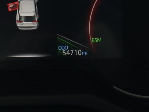 Used 2024 Toyota RAV4 XLE image 16