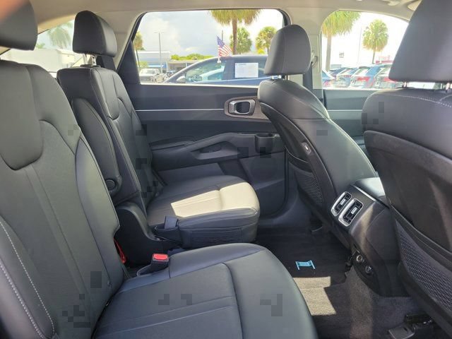 Used 2023 Kia Sorento X-Line EX AWD/4WD image 7