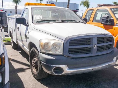 Used 2007 Dodge Ram 2500 Truck ST RWD image 3