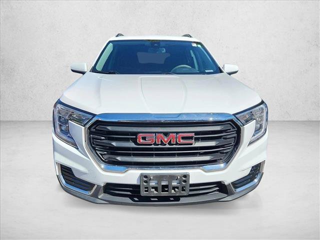 Certified 2024 GMC Terrain SLE w/ Driver Convenience Package AWD/4WD image 2