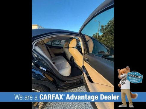 Used 2017 Lexus IS 200t w/ Navigation System Package RWD image 22