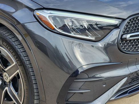 Certified 2025 Mercedes-Benz GLC 300 4MATIC image 7