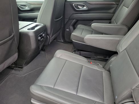 Used 2024 Chevrolet Tahoe Z71 w/ Z71 Off-Road Package AWD/4WD image 10