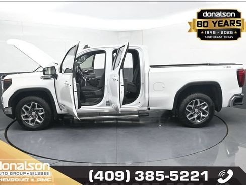 Used 2025 GMC Sierra 1500 SLE w/ X31 Off-Road Package AWD/4WD image 23