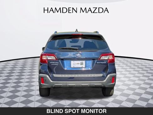 Used 2018 Subaru Outback 2.5i Touring AWD/4WD image 4