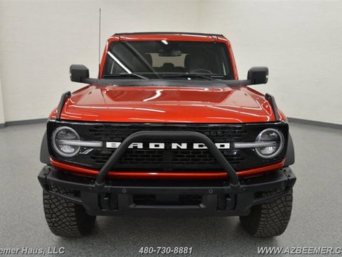 Used 2024 Ford Bronco Wildtrak image 5