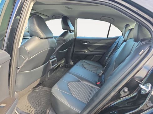 Used 2022 Toyota Camry SE image 17