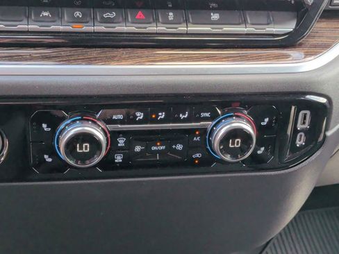 Used 2022 GMC Sierra 1500 Elevation AWD/4WD image 26
