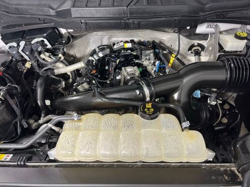 Used 2023 Ford F150 Lariat image 33