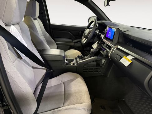 New 2026 Toyota 4Runner SR5 image 15