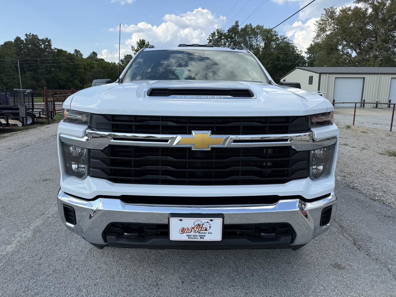 Used 2024 Chevrolet Silverado 2500 LT AWD/4WD image 10