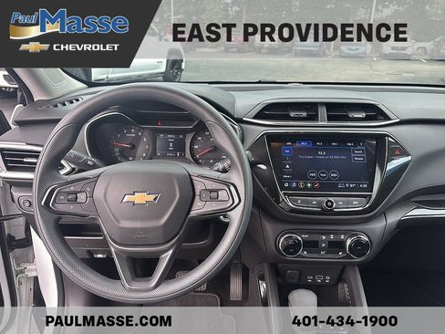 Certified 2023 Chevrolet TrailBlazer LT w/ Convenience Package FWD image 12