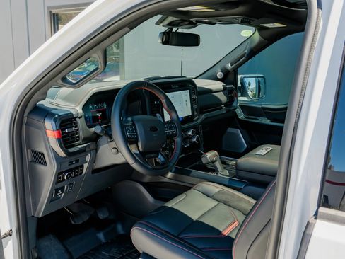 Used 2025 Ford F150 Raptor AWD/4WD image 58