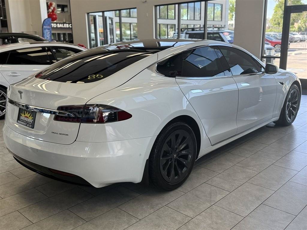 Used 2020 Tesla Model S AWD image 4