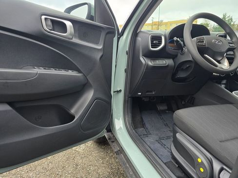 Used 2026 Hyundai Venue SE image 20
