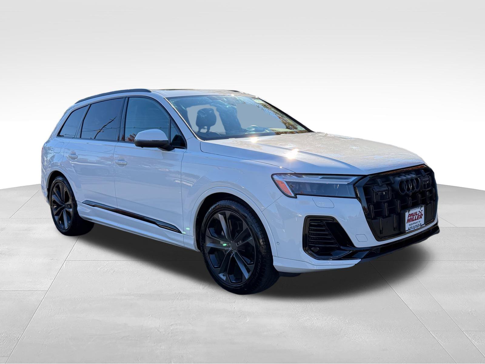 Used 2026 Audi Q7 3.0T Premium Plus w/ Premium Plus Package AWD/4WD image 3