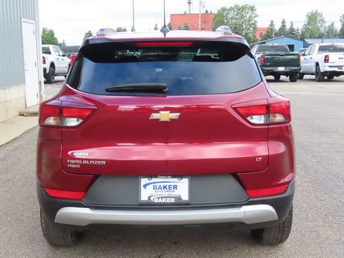Used 2025 Chevrolet TrailBlazer LT AWD/4WD image 8