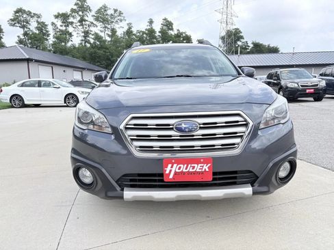 Used 2017 Subaru Outback 2.5i Limited AWD/4WD image 2