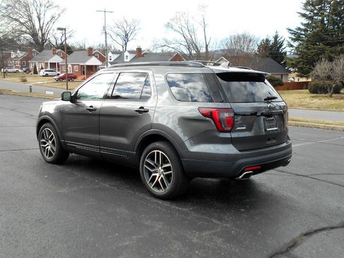 Used 2016 Ford Explorer Sport w/ Equipment Group 401A image 8