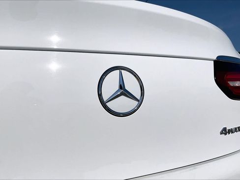 Used 2017 Mercedes-Benz GLC 300 4MATIC Coupe image 10