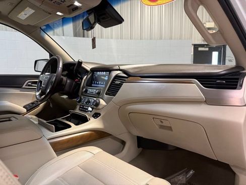 Used 2020 GMC Yukon Denali AWD/4WD image 19