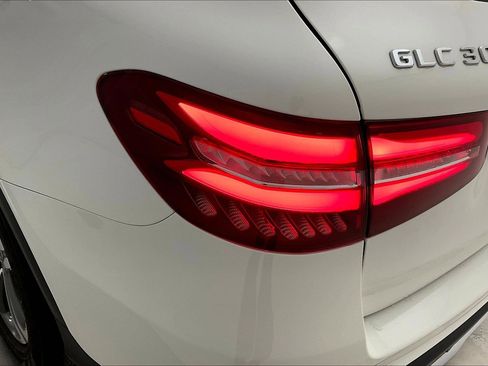 Certified 2019 Mercedes-Benz GLC 300 4MATIC image 23