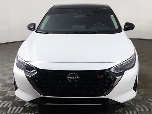Used 2024 Nissan Sentra SR FWD image 11