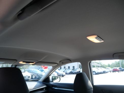 Used 2023 Nissan Altima 2.5 SV AWD/4WD image 26