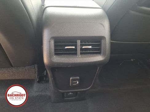 Used 2022 GMC Terrain SLT AWD/4WD image 27