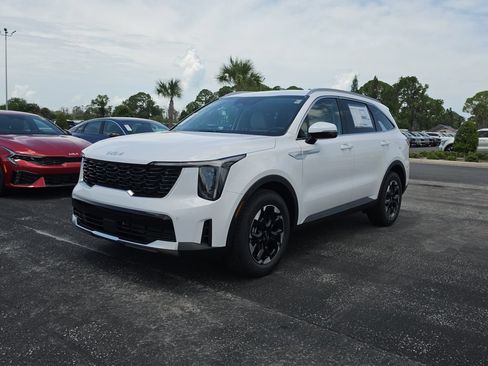 New 2026 Kia Sorento S FWD image 4