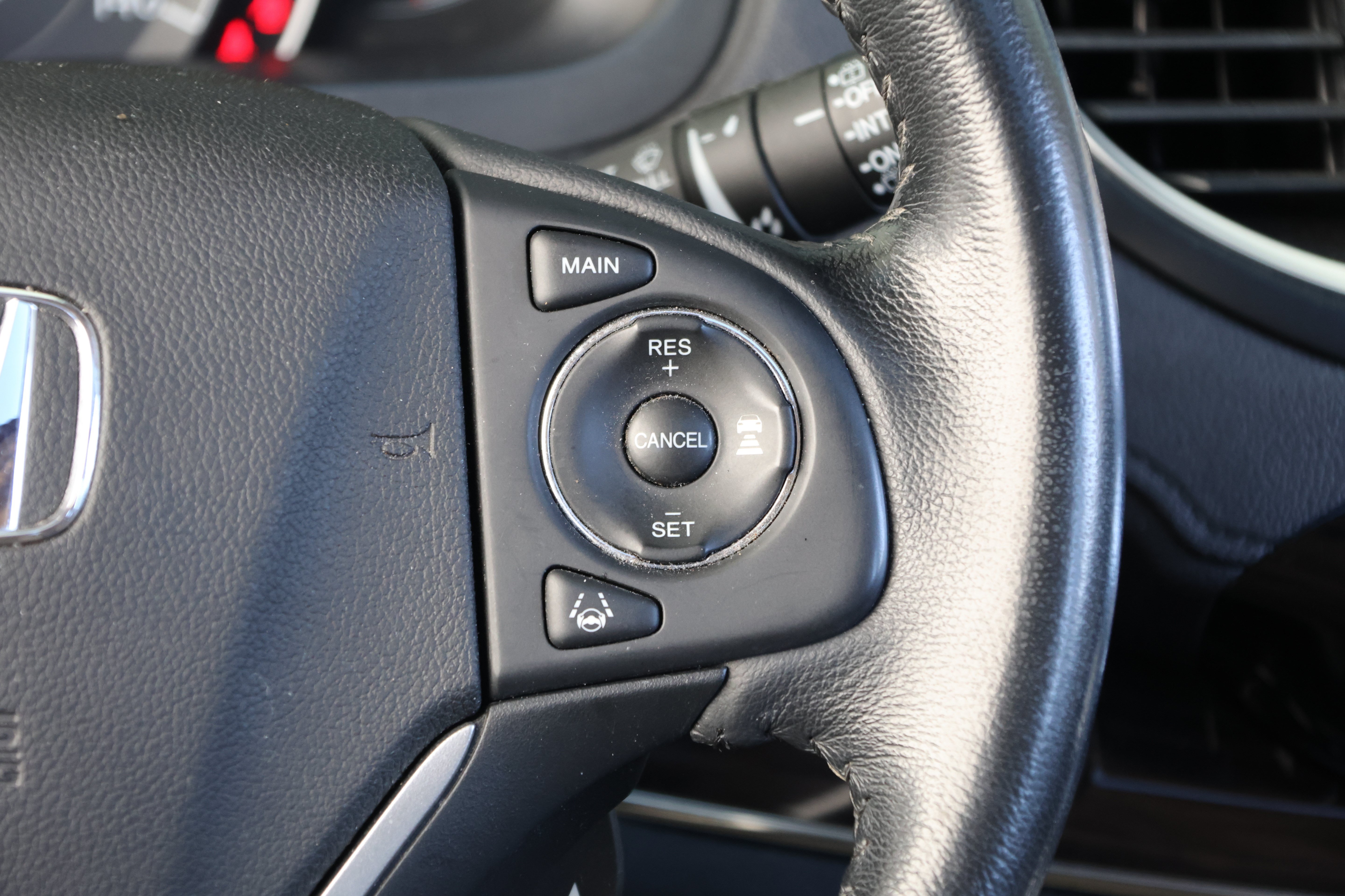 Used 2015 Honda CR-V Touring image 31
