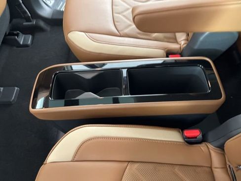 New 2026 Nissan Pathfinder Platinum image 44