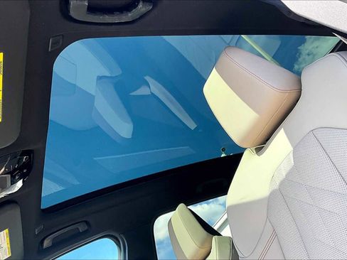 Used 2026 BMW X3 xDrive30 w/ Premium Package image 18