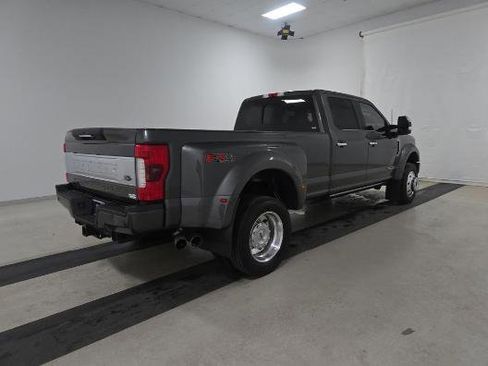 Used 2018 Ford F450 Platinum w/ Platinum Ultimate Package image 5