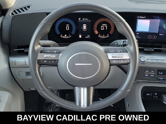 Used 2025 Hyundai Kona SEL FWD image 16
