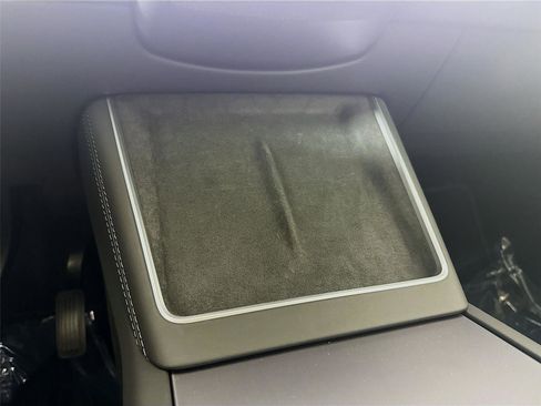 Used 2026 Tesla Model Y Long Range image 20