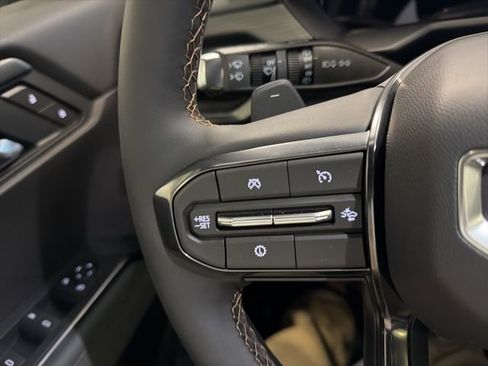 New 2026 GMC Acadia AT4 w/ Luxury Package image 43