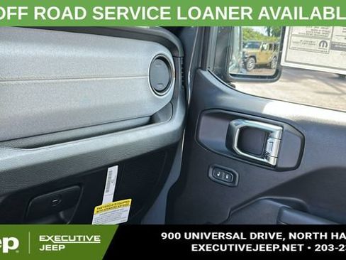 Used 2025 Jeep Wrangler Unlimited Sport AWD/4WD image 20