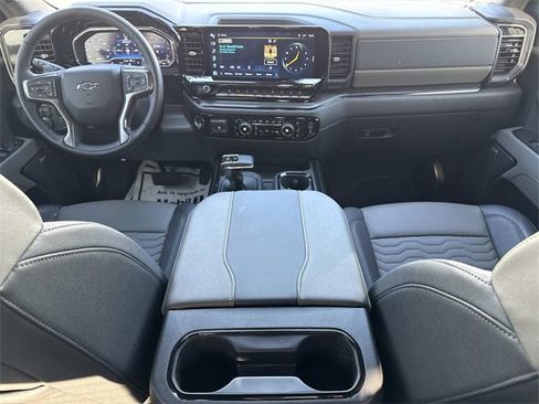 Used 2025 Chevrolet Silverado 1500 ZR2 w/ Technology Package image 16
