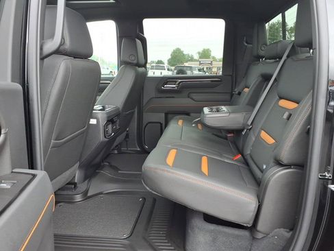 New 2026 GMC Sierra 2500 AT4 w/ Max Trailering Package AWD/4WD image 15